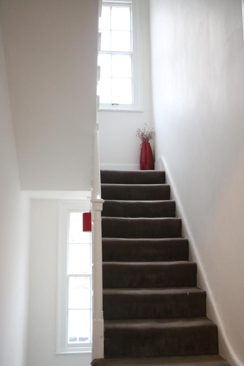 ロンドンVictoria Style Flat Near Victoria Stationアパートメント エクステリア 写真