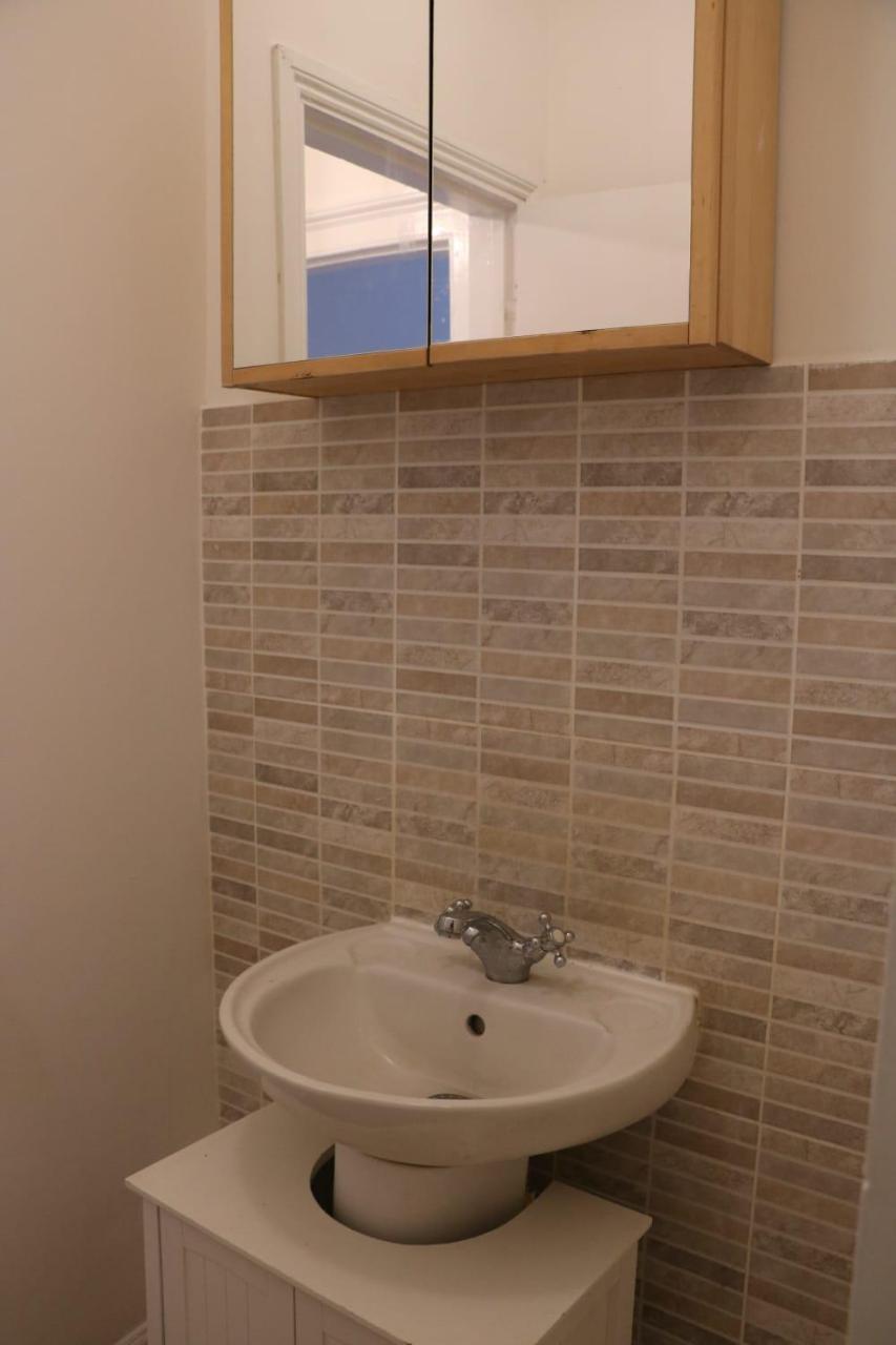 ロンドンVictoria Style Flat Near Victoria Stationアパートメント エクステリア 写真
