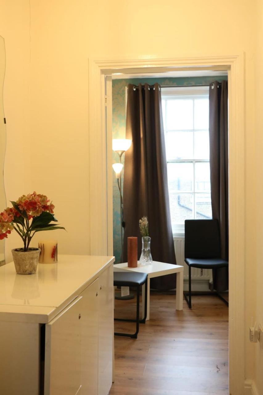 ロンドンVictoria Style Flat Near Victoria Stationアパートメント エクステリア 写真